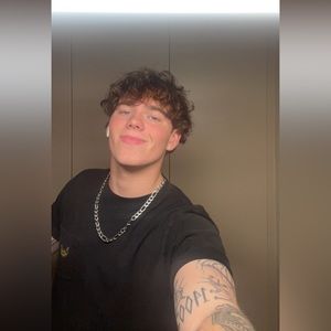 Meet your Posher, Bryce